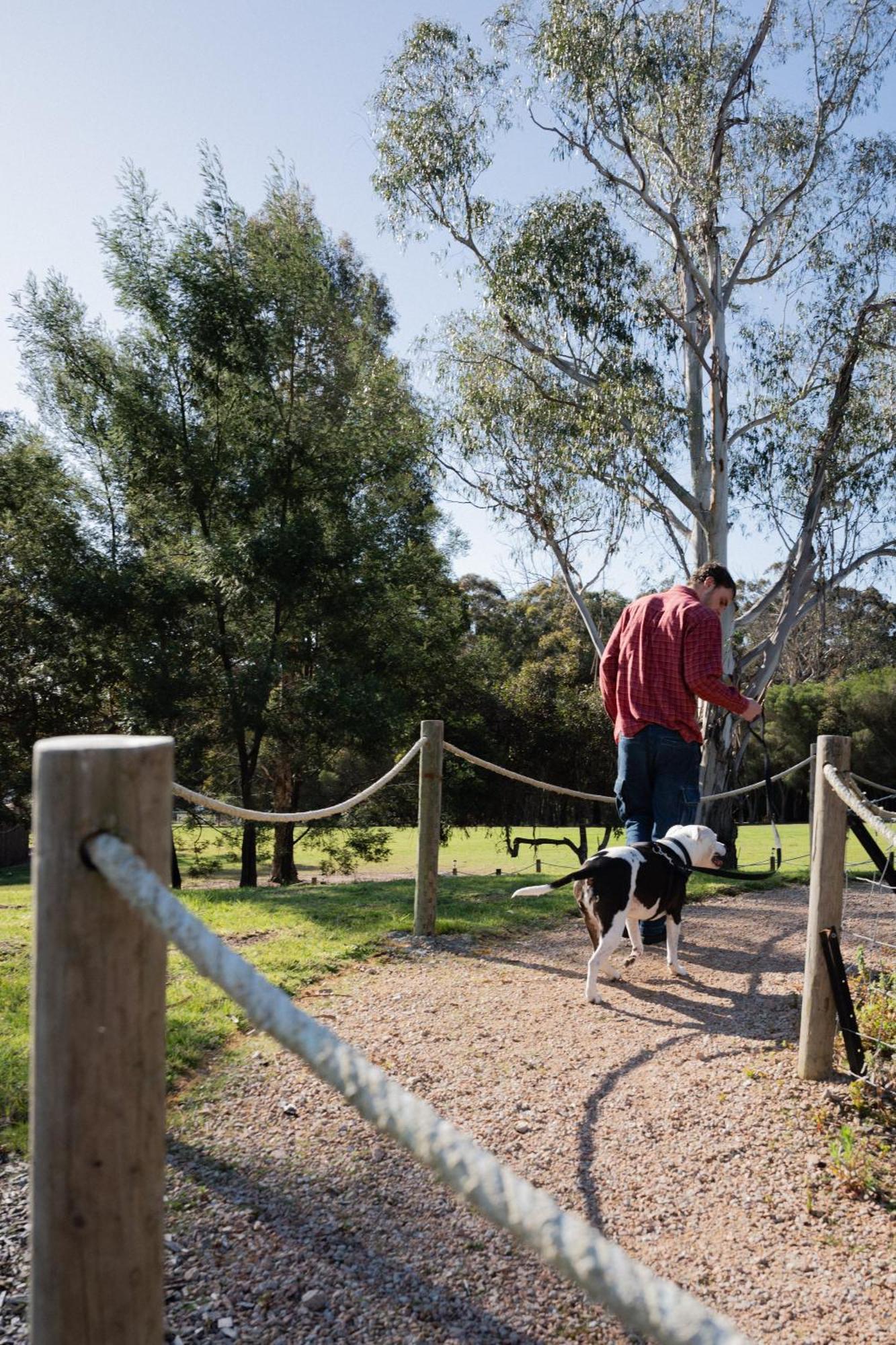 Eight Acres לייקס אינטרנס מראה חיצוני תמונה